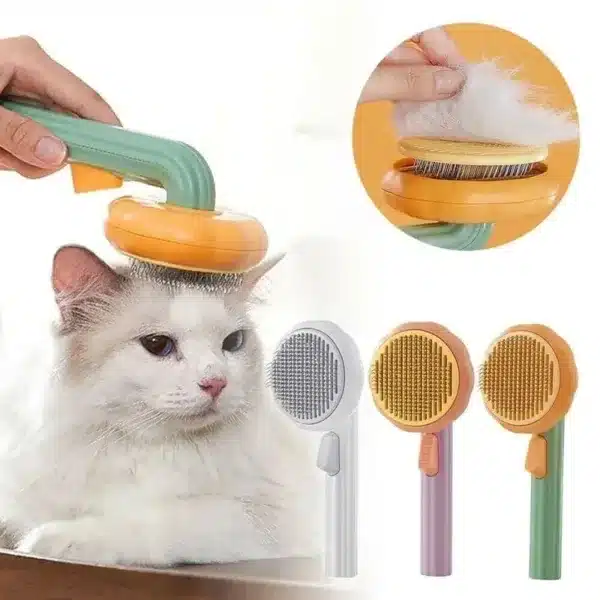 Brosse autonettoyante pour chats et chiens montrant son efficacité à retirer les poils morts.