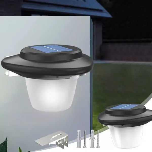 Lampe solaire murale avec détecteur de mouvement au Maroc