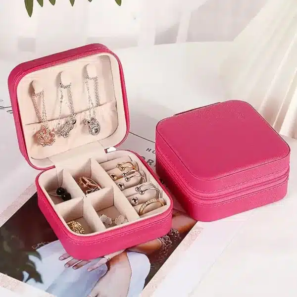Élégante Boîte à Bijoux de Voyage Rose - Organisateur Compact pour Bagues, Boucles d'Oreilles et Colliers
