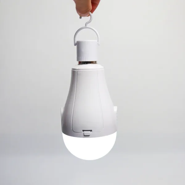 Ampoule LED rechargeable avec crochet pour éclairage portable, parfait pour intérieur et extérieur