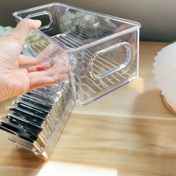 Boîte de rangement transparente en plastique avec poignées pour organisation de cuisine et maison