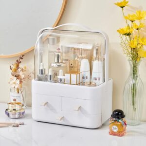 Organisateur maquillage rose avec couvercle transparent et tiroirs pour cosmétiques et accessoires.