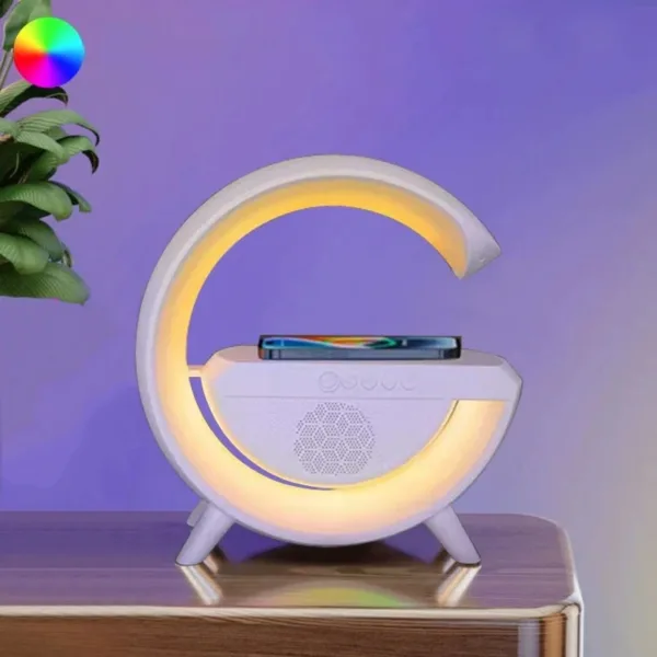 Lampe LED multifonction avec chargeur sans fil et haut-parleur Bluetooth intégré.