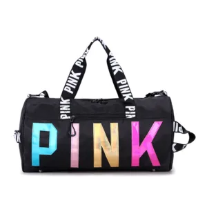 Sac de sport tendance "PINK" avec design coloré et bandoulière réglable.