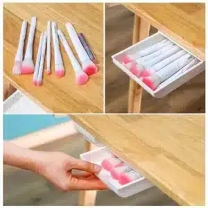 Boîte de rangement invisible sous bureau, organisateur adhésif pratique et discret.