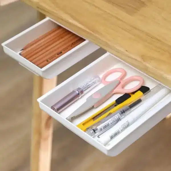 Boîte de rangement invisible sous bureau, organisateur adhésif pratique et discret.