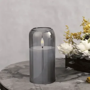Bougie LED électrique avec flamme réaliste dans verre teinté pour décoration élégante au Maroc