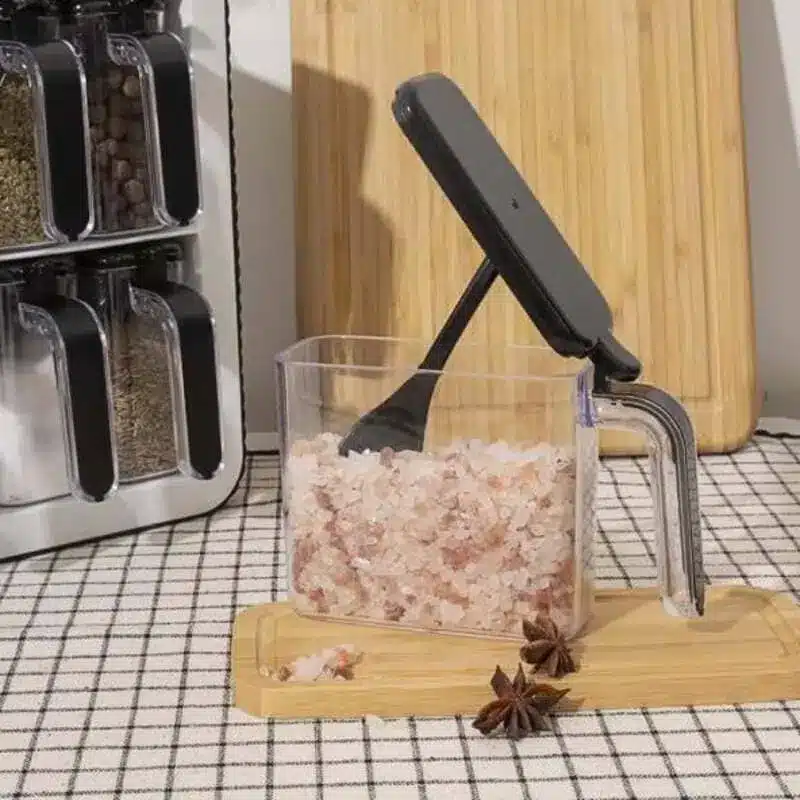 organiseur-etagere-a-epices-avec-12-pots-doseurs-2 Organiseur étagère à épices pratique avec pots doseurs