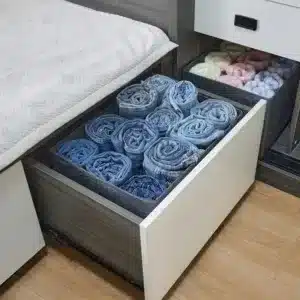Boîte de rangement pliable en tissu gris avec compartiments