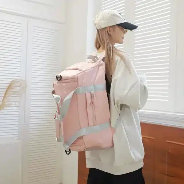 Sac de sport avec compartiment à chaussures intégré