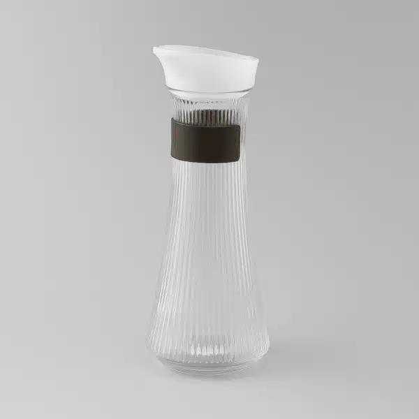 Carafe en verre avec bouchon verseur blanche et bande antidérapante noire – Casablanca Maroc