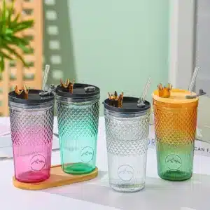 Gobelet en verre 600ml avec couvercle couronne et paille réutilisable