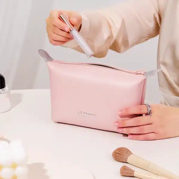 Trousse de maquillage pastel zippée élégante pour rangement cosmétique