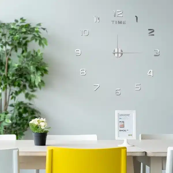 Horloge murale design 3D en acrylique doré et argenté moderne au Maroc