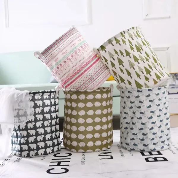 Panier à linge pliable en tissu avec poignées et motifs d’arbres verts