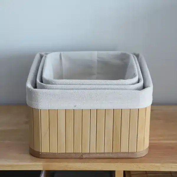 Paniers de rangement carrés en bambou avec doublure en tissu beige