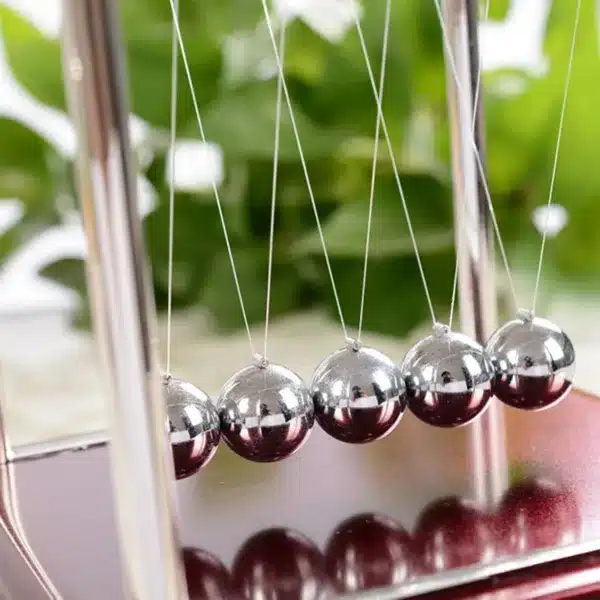 Pendule de Newton miniature décoratif pour bureau
