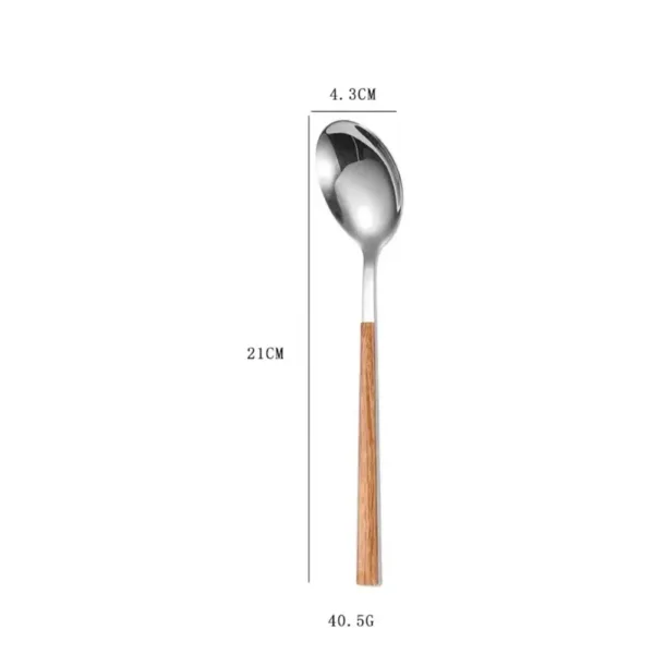 Set de couverts inox avec manche imitation bois pour une table chic