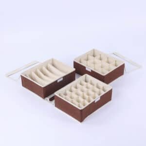 Boîte de rangement pliable beige avec compartiments pour sous-vêtements et chaussettes