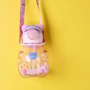 gourde enfant ourson avec motifs et bandoulière