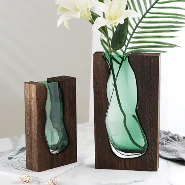 Vase décoratif en bois et verre vert pour fleurs