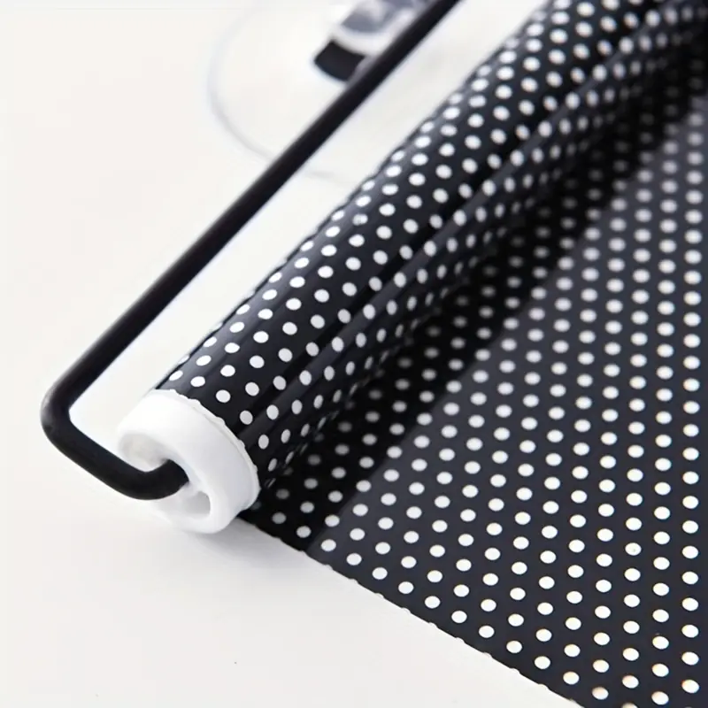 store-pare-soleil-a-ventouse-1-piece-maroc Rideau pare-soleil rétractable avec fixation ventouse