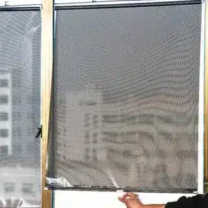 Store occultant noir micro-perforé pour maison et bureau