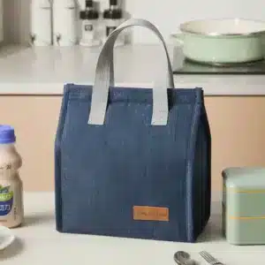 Sac lunch isotherme bleu pratique et tendance