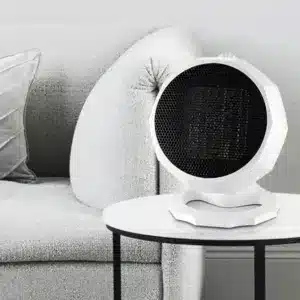 chauffage électrique portable blanc sur table de salon moderne