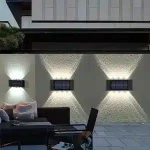 applique solaire extérieure murale led double faisceau sur mur