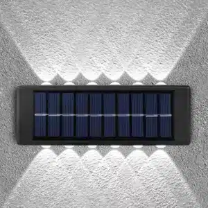 applique solaire extérieure murale led double faisceau sur mur