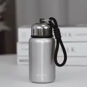 bouteille isotherme mini 200ml couleur crème avec sangle noire