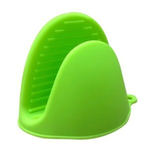 Gant four en silicone anti chaleur couleur menthe tenu dans la main pour cuisine au Maroc