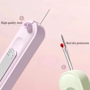 découseur couture ergonomique beige avec pointe en acier et bille rouge de protection tenu dans la main pour enlever une couture au maroc