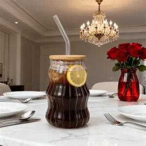 Verre Ondulé avec Couvercle en Bambou et Paille en Verre