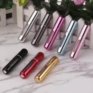 Atomiseur de parfum rechargeable portable pour voyage et sac à main