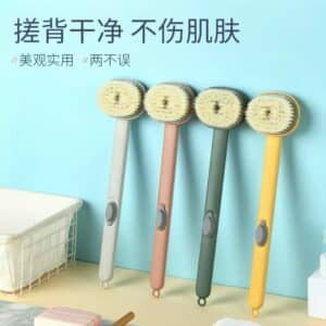 Brosse de douche avec distributeur de gel intégré
