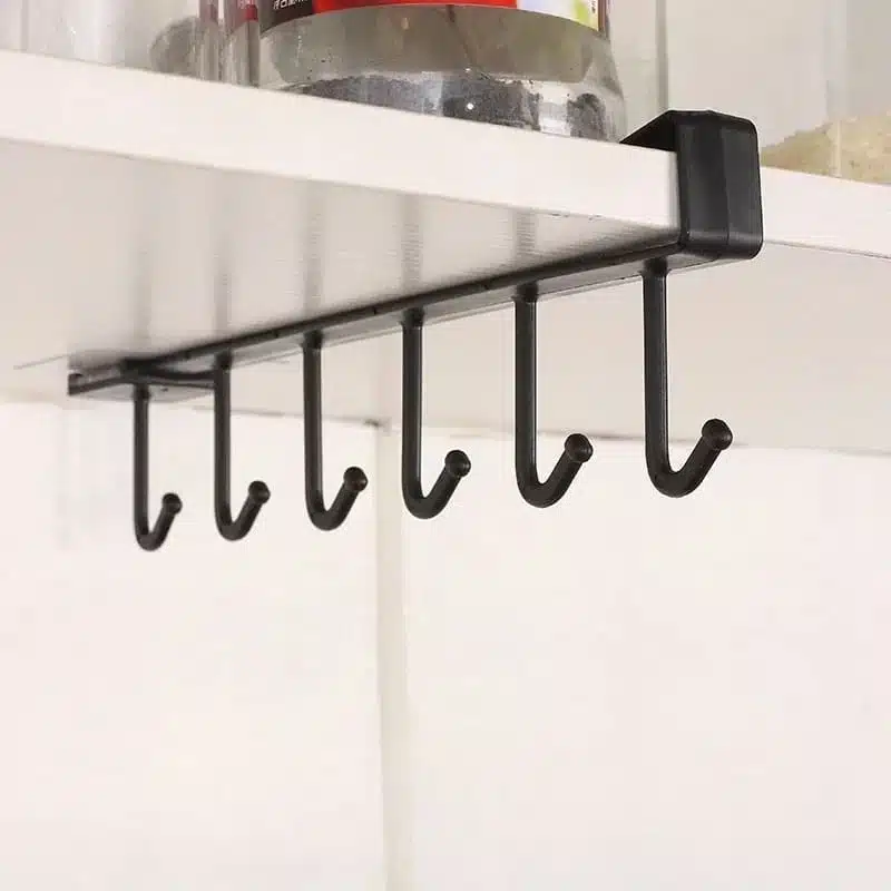 crochet-suspendu-sous-etagere-6-crochets-noir Crochet Suspendu Sous Étagère 6 Crochets – Organisateur de Cuisine Sans Perçage