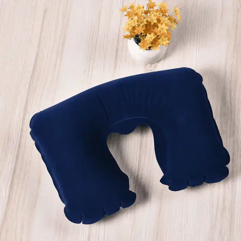 oreiller-de-voyage-gonflable-en-forme-u-bleu-marin Oreiller de Voyage Gonflable en Forme U – Confort Optimal pour le Cou