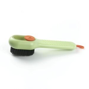Brosse nettoyante avec réservoir et distributeur de savon intégré